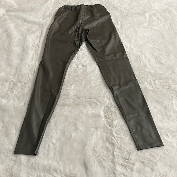 Aritzia Wilfred Free Daria Legging - Picture 2 of 2